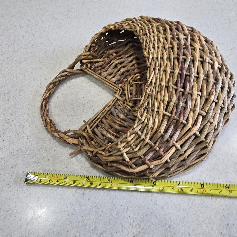 Rustic Woven Grapevine Hanging Wall Basket Boho Farmhouse Twig wall Pocket
